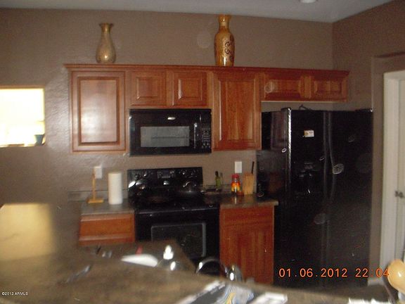 3rd image of 41364 W Granada Dr
