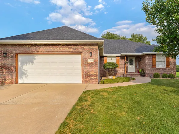 3624 N Bridgewood Avenue N, Springfield, MO 65803