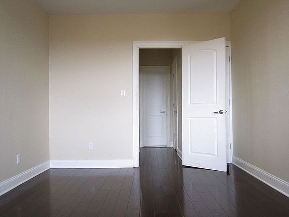 4th image of 1401 67th St APT C1