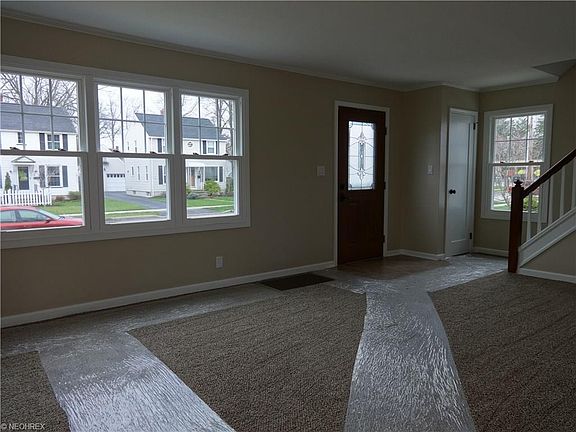 2nd image of 407 Monroe Ave