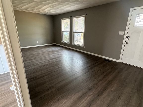 3rd image of 2230 Independence Rd