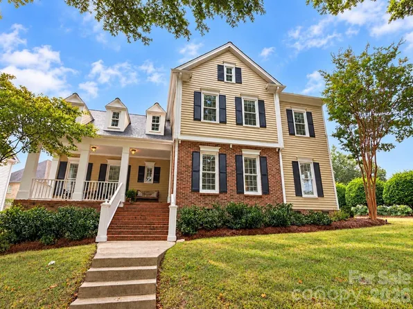 7111 Prescott Pond Ln, Charlotte, NC 28270