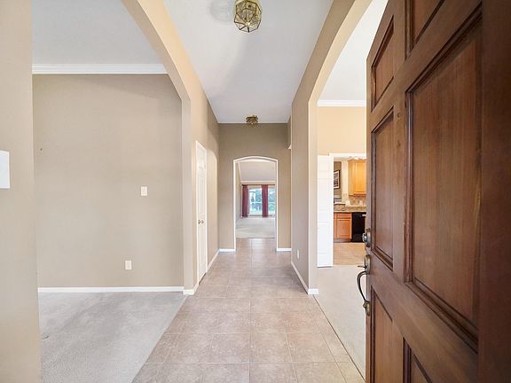 3rd image of 23215 Diamond Knoll Ct