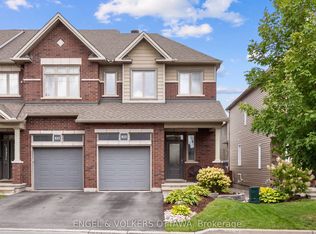 825 Loosestrife Way, Ottawa, ON K1T0L8