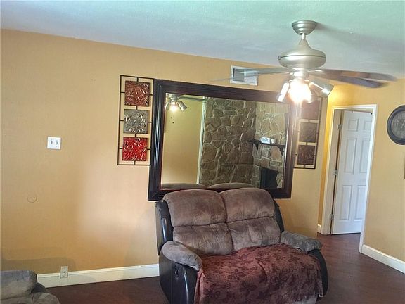 5th image of 2552 Collingwood Dr
