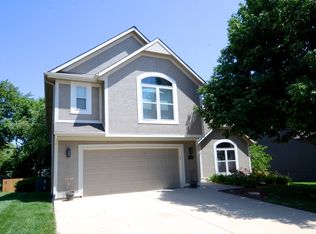 7922 W 155th Ter, Overland Park, KS 66223