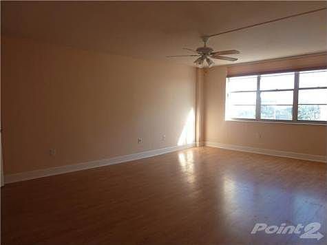 3rd image of 10000 W Bay Harbor Dr APT 504