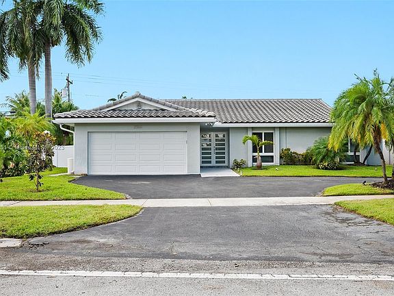 2nd image of 21100 Highland Lakes Blvd