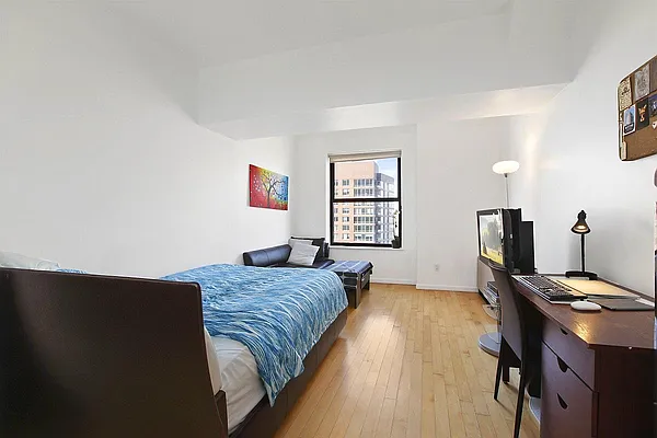 Rented by Corcoran | media 39