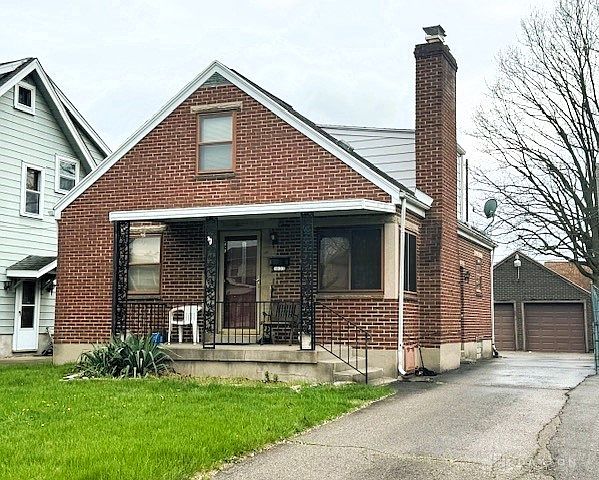 1st image of 1833 Rosemont Blvd