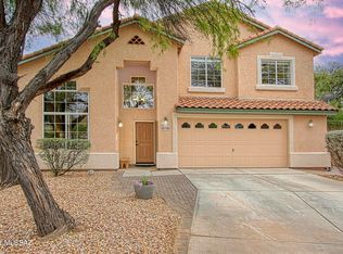 8190 E Slate Ridge Dr, Tucson, AZ 85715