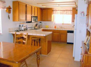 42513 Waterford Way, Quartz Hill, CA 93536