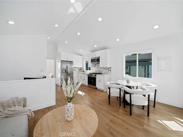 739 W 2nd St, San Pedro, CA 90731