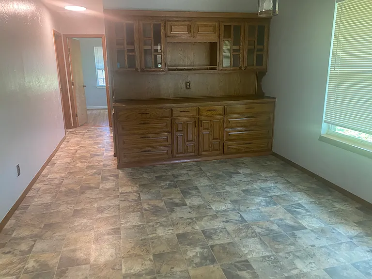 1716 S Webster Dr — Photo 33