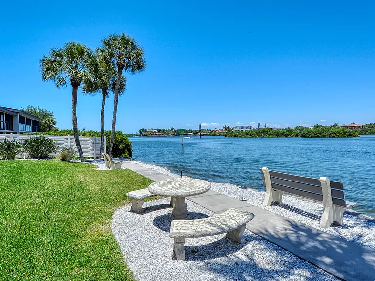 1215 S Portofino Dr #308 — Photo 45