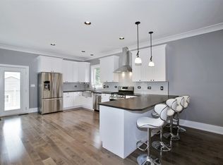 2719 N Campbell Ave, Chicago, IL 60647