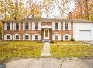 8935 Turkey Hill Rd, La Plata, MD 20646