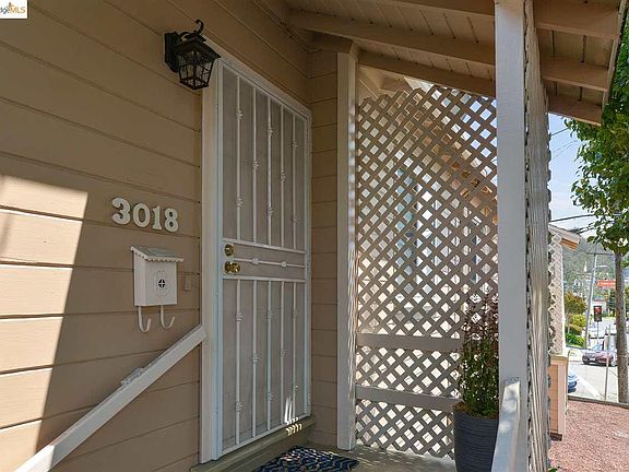2nd image of 3012-3018 San Luis St