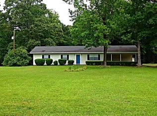 6219 State Highway 570 W, Smithdale, MS 39664