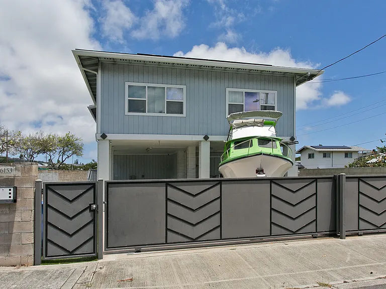 6153 Kalanianaole Hwy #2 — Photo 8