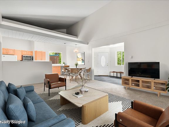 5th image of 24624 W Sunnyslope Way