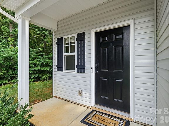 3rd image of 4005 Ruth Creek Ct
