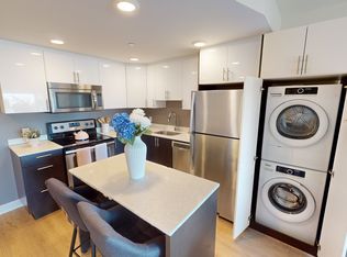 LIV Apartments, Ottawa, ON K1R 0B9