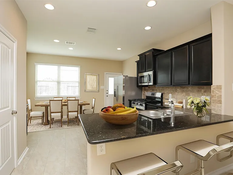 3606 Carolina Canyon Ct — Photo 5