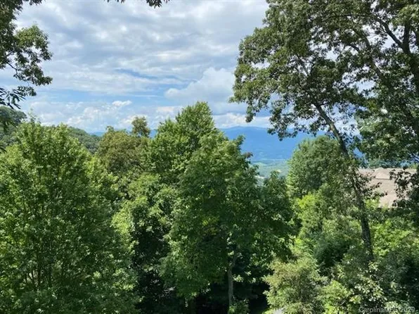 10 Stoney Falls Loop #4-303, Burnsville, NC 28714