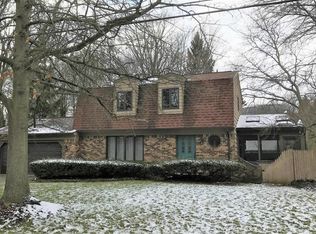 2400 Bruce Dr, Kalamazoo, MI 49008