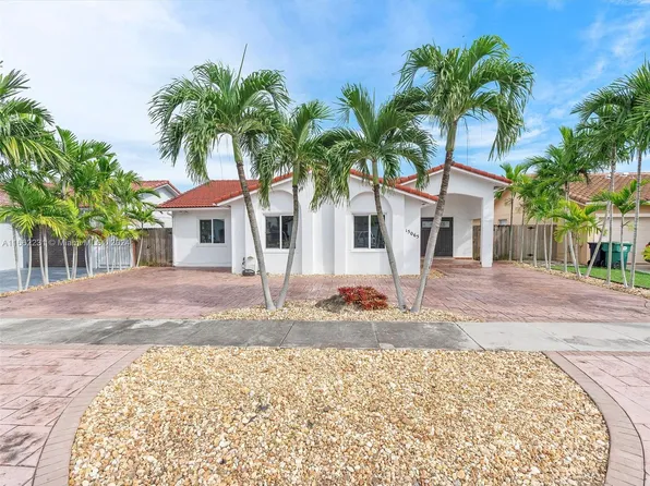 15065 SW 172nd St, Miami, FL 33187