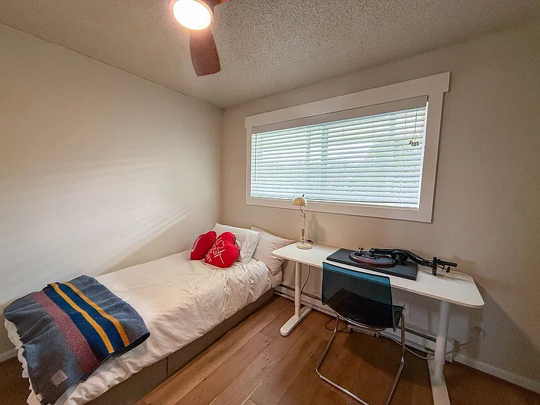 630 5th Ave S #208 — Photo 10