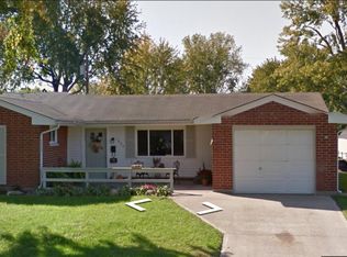 1604 Navajo Dr, Xenia, OH 45385