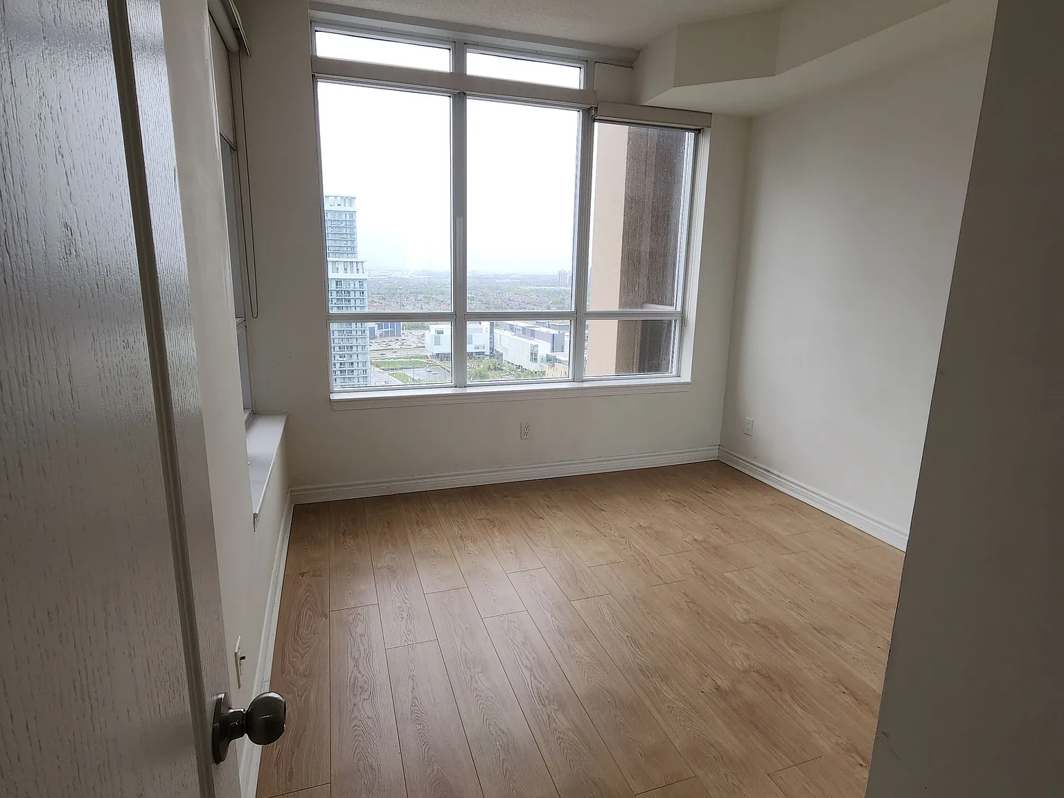 2 bed, $2,500 — Photo 4
