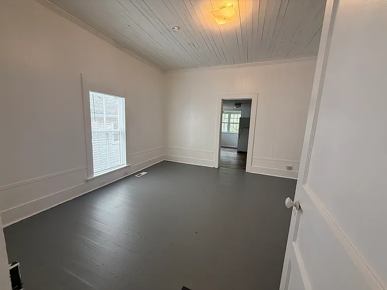 805 Wells Ave SE #A — Photo 6