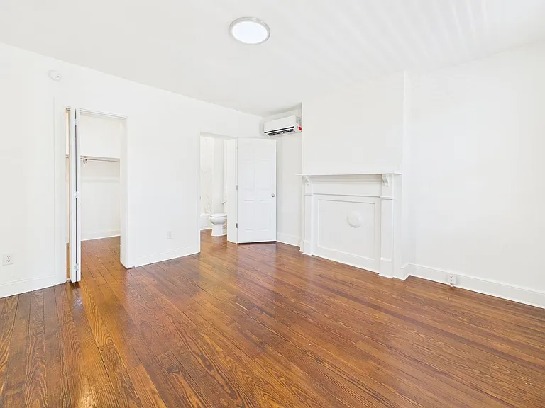 1703 Oakdale Ave #B — Photo 9