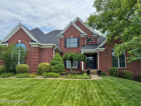 3rd image of 12804 Creekbend Ct