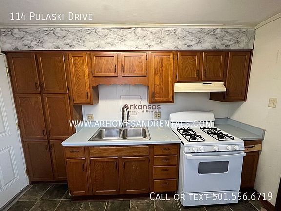 4th image of 114 Pulaski Dr