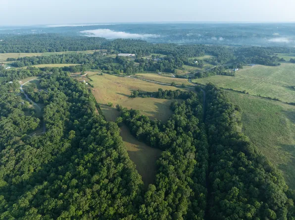 383 Cedar Park Dr, Centerville, TN 37033