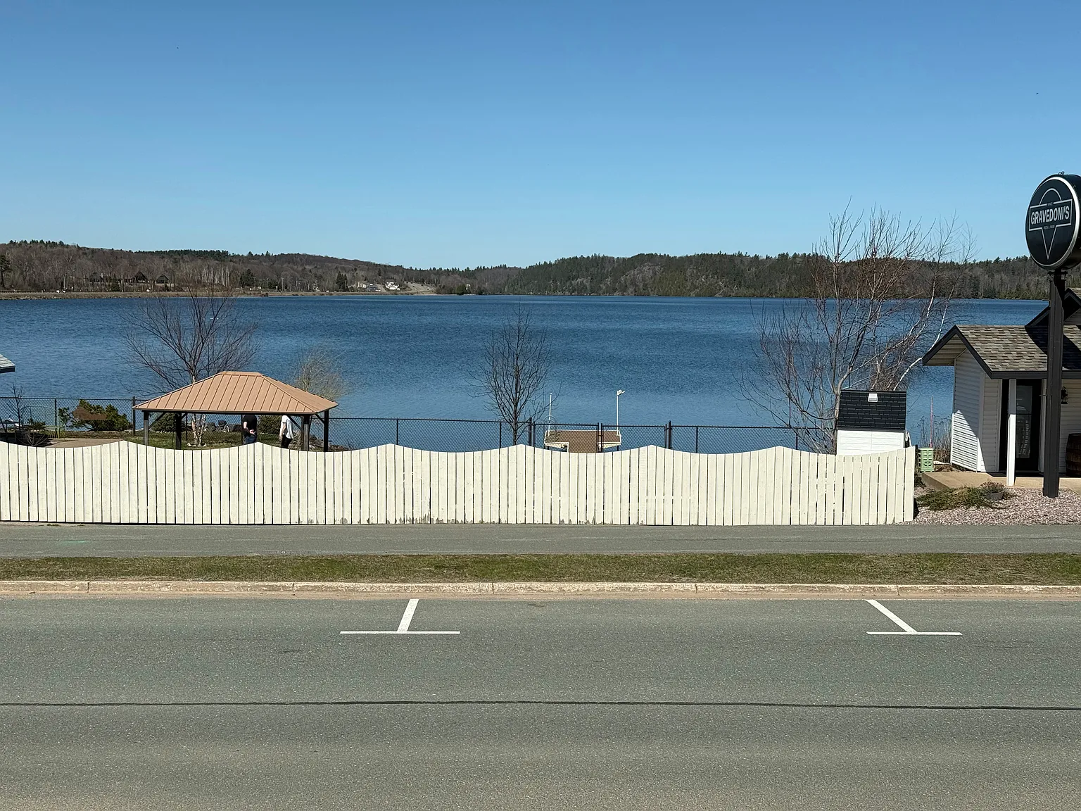 3 bed, 2000 sqft, $2,350 — Photo 1