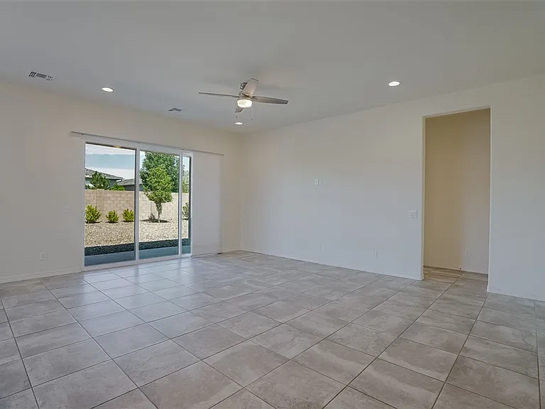 6832 Gables Trl — Photo 4