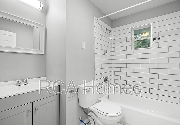 834 W 26th St #834 — Photo 6