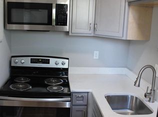 7 18th St SE APT 201, Washington, DC 20003