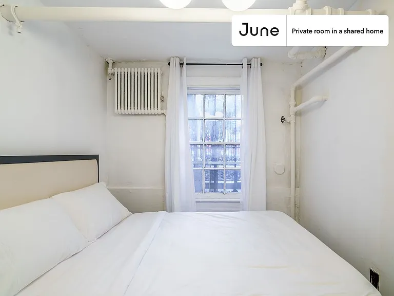 260 Lafayette Ave #D — Photo 2