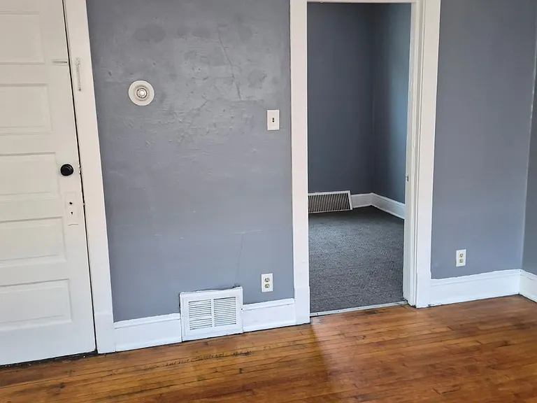 2110 W Grant St #LBACK — Photo 16