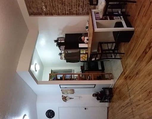 Rented by Signature Property Realty | media 10