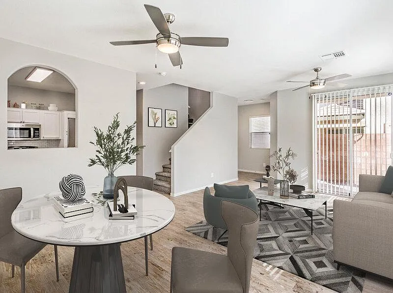 Suncrest Townhomes — Photo 1