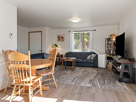 2nd image of 2716-2718 SW Umatilla Ave