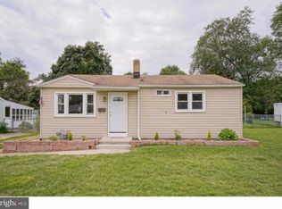 560 Lynne Dr, Clayton, NJ 08312