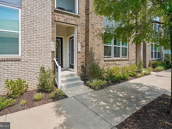 4th image of 2590 Neabsco Common Pl Unit 51